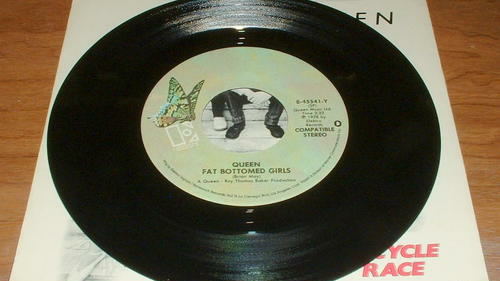 肥臀妞?!Queen-Fat Bottomed Girls?